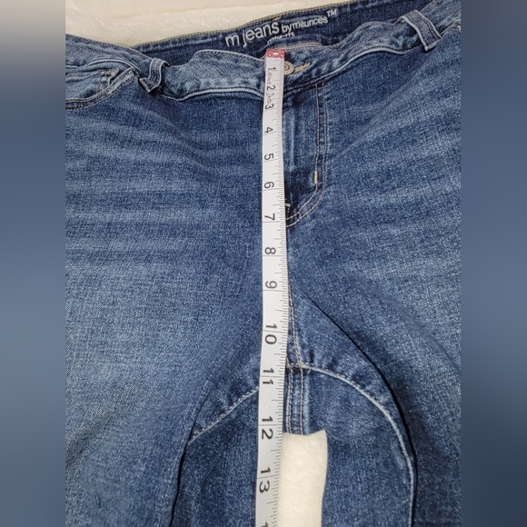 Maurices Mid Fit Blue Ankle Cropped Jeans with Distressed Hem - Picture 7 of 10